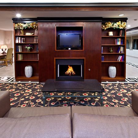 Holiday Inn Express Hotel & Suites Greenwood Dalaman gambar
